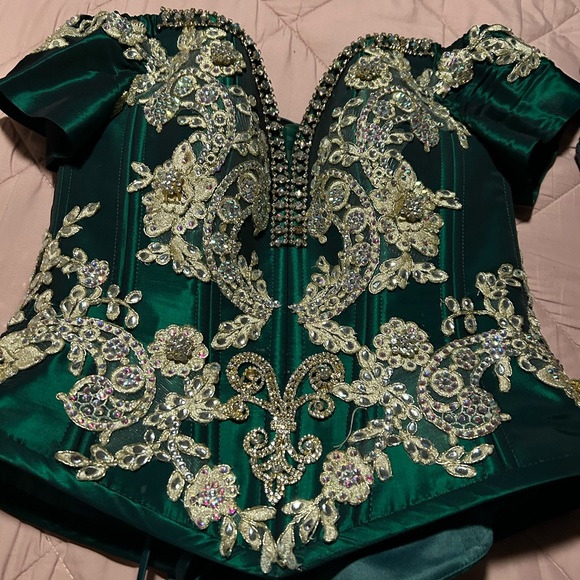 Quinceañera Dress - Picture 5 of 6